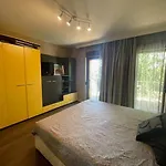 Apartment First Line Lozenez Anron