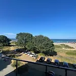 Apartment First Line Lozenez Anron