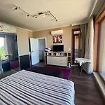 Apartment First Line Lozenez Anron Lozenets
