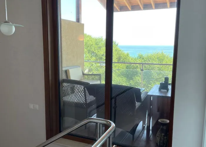 Апартамент First Line Lozenez Anron