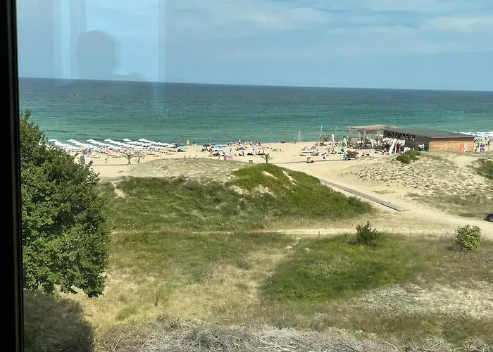 First Line Lozenez Anron Apartament Lozeneț